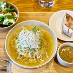 フォレスト ヴェール - キャベツのパスタランチ2000円