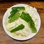 焼肉 初栄 - 野菜（大） ¥300