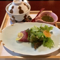 菊華荘 - 献上箱（一の段）