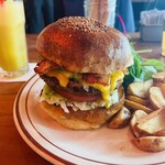 CRITTERS BURGER - 