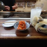 京祇園ねぎ焼 粉 - 箸つけのキムチ