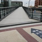 ヨコハマ キャラメルラボ - ワールドポーターから歩道橋直結になりましたよ。