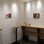 ヨコハマ キャラメルラボ - 店内