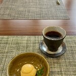 みつわ わたしのかくれ家 - 手作りバニラアイスと生キャラメル・オーガニックコーヒー