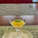 みつわ わたしのかくれ家 - 前菜・人参のムースにオレンジのゼリー