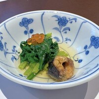 うなぎ処 山道 - 柔らかいうなぎの頭入りおひたし