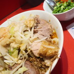 ラーメン二郎 - 汁なし少なめ＋アブラ＋青ネギうずら