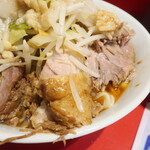 ラーメン二郎 - この日の豚