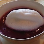 オテル・ドゥ・ミクニ - 紫芋のスープに豆乳の泡