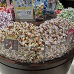 リンツ ショコラ ブティック  - 内観