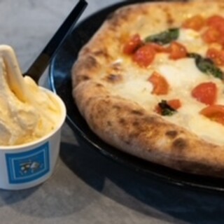 Pizzeria e Gelateria Famiglia_1
