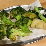 ひな鳥 そのだ - ひな鳥そのだ(フライドブロッコリー)