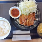 松のや - ムートートタイ風豚バラ唐揚げ定食（ライス小盛）