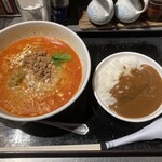 Uribou - 辛口坦々麺（950円）＋ミニカレー（150円）