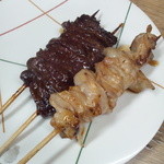 肉のまえかわ - ハラミ200円ナンコツ110円