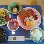 季一遊 - 朝食バイキングの質はなかなかのものでした。