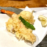 かに華 - ズワイガニとホタテの天ぷら