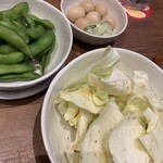 伝串 新時代 - 枝豆と塩ダレキャベツとうずら卵の醤油煮