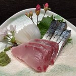 金寿司 - 刺身3点盛り