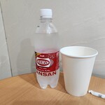 マメットバーガーズ - セットの炭酸水です。