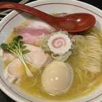 Namaiki noodles - 特上鰹香る鶏塩白湯