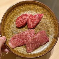 銀座 ちかみつ 並木通り - ・厳選和牛赤身肉 イチボ 〜山葵〜
                      ・厳選和牛赤身肉 トモサンカク 〜淡雪塩〜