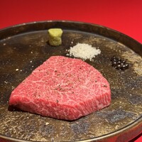 和牛とタン 焼肉 とみ 新橋本店 - 