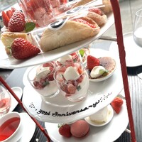 THE COSMOPOLITAN GRILL BAR TERRACE - 