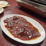 焼肉幸泉 - 片面焼きロース