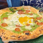 Popeye's PIZZA with soft-boiled eggs
