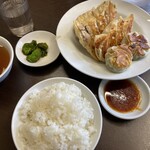 餃子専門店 藤井屋  - 