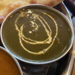 インディアンダイニング プラクリティ - サグチキンカレー