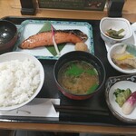 京粕漬 魚久  - 銀鮭京粕漬定食