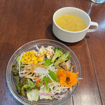kitchen TOUTOU - 料理写真:セルフでサラダとスープ付き