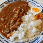 Oufuugashishiratori - カレーライス (具材はかなり細かくカットしてあるけど、玉ねぎの食感等から手作りだと思う)