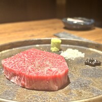 和牛とタン 焼肉 とみ 新橋本店 - 