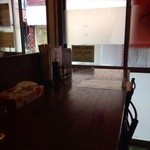 上海わんたん・食彩厨房 - 201402　食彩厨房　店内⇒