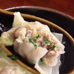 上海わんたん・食彩厨房 - 201402　食彩厨房　★ミックスわんたん（735円）★椎茸（断面）