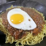 242343837 - ラム肉のジャージャー麺