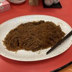 中華料理 唐韻 - 春雨と牛肉の炒め物