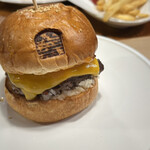 Burger Revolution Tokyo Wine & Bar - 