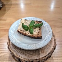 La Stalla - 酵母漬けチーズ。海鮮の珍味より好きです。