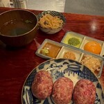 炭火焼肉 福わらひ - 