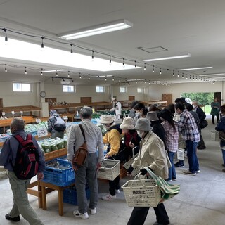 八紘学園 農産物直売所_0