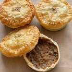 みつわ わたしのかくれ家 - 佐賀牛ミートパイ♡  ３個箱入りで１３００円