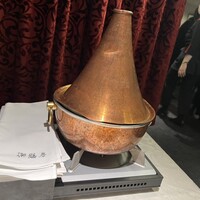 御膳房 六本木店 - 鍋が最初からスタンバイ