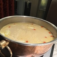 御膳房 六本木店 - 地鶏の薬膳スープだそうです