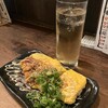 立ち呑み 楽 - ハイボールと豚平焼き