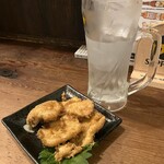 立ち呑み 楽 - プレーンサワーと鶏天