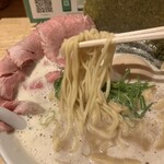 SUSURU - 中太ストレート麺